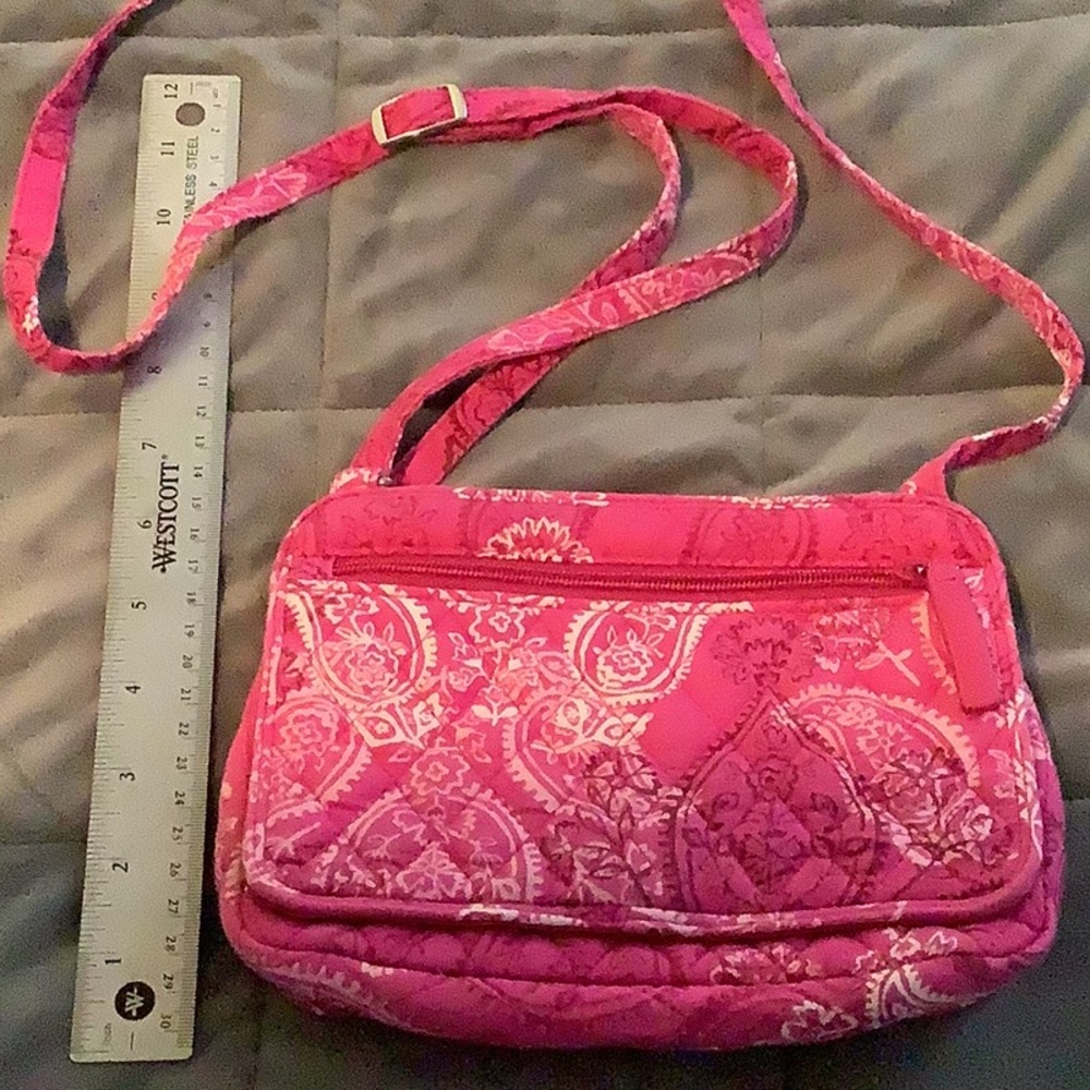 Vera Bradley small pink paisley Crossbody bag with adjustable straps